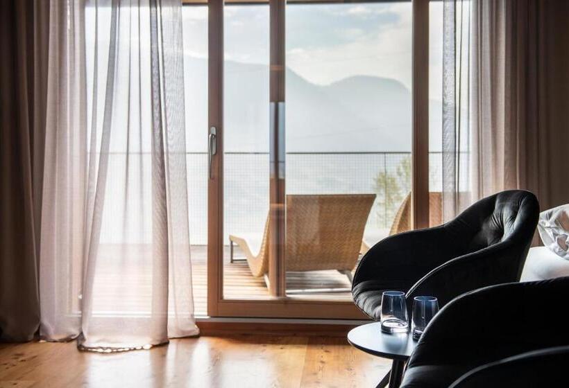 اتاق لوکس با بالکن, Feel Good Resort Johannis