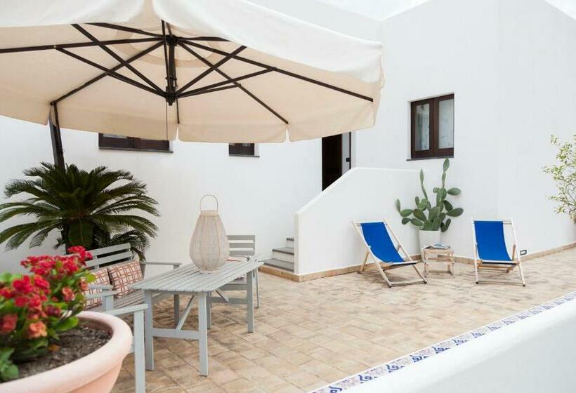 اتاق استاندارد, Mercanti Di Mare