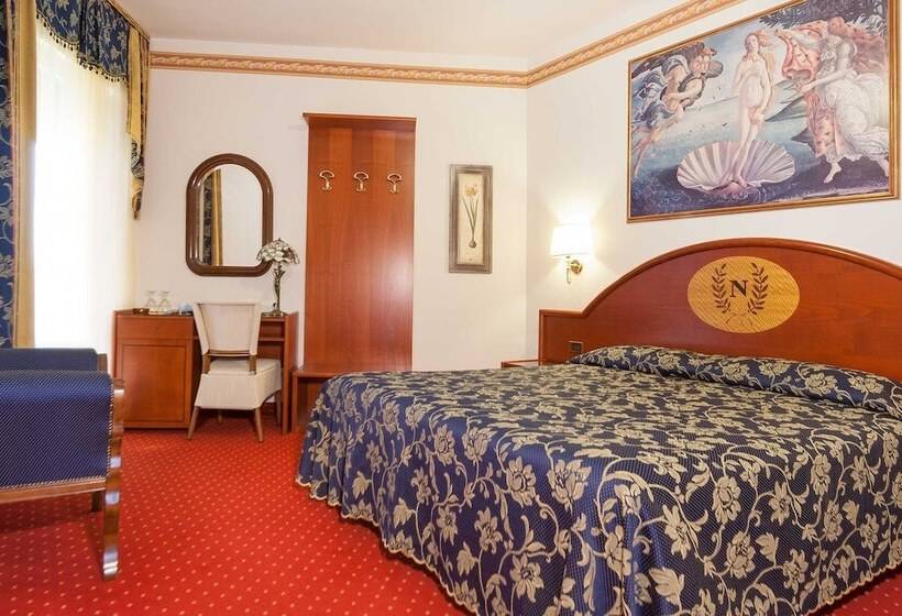 Superior Triple Room, Napoleon