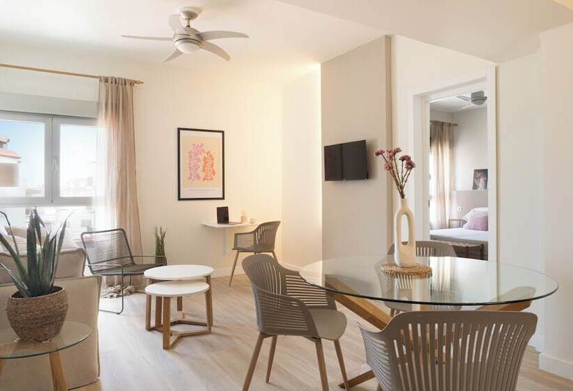 سوییت سوپریور, Lan Suites