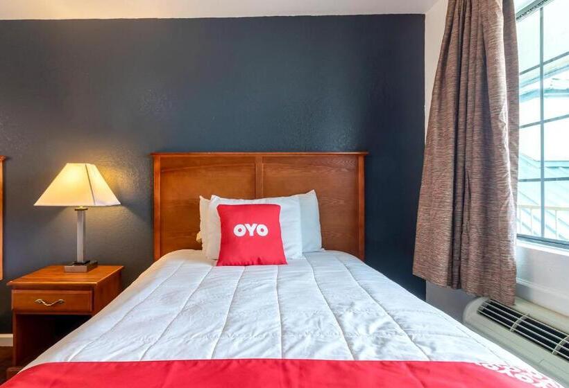 Номер Стандарт, OYO Hotel Pearsall I-35 East