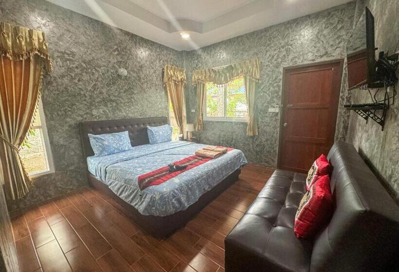 اتاق سوپریور, Toraneethai Homestay Amphawa