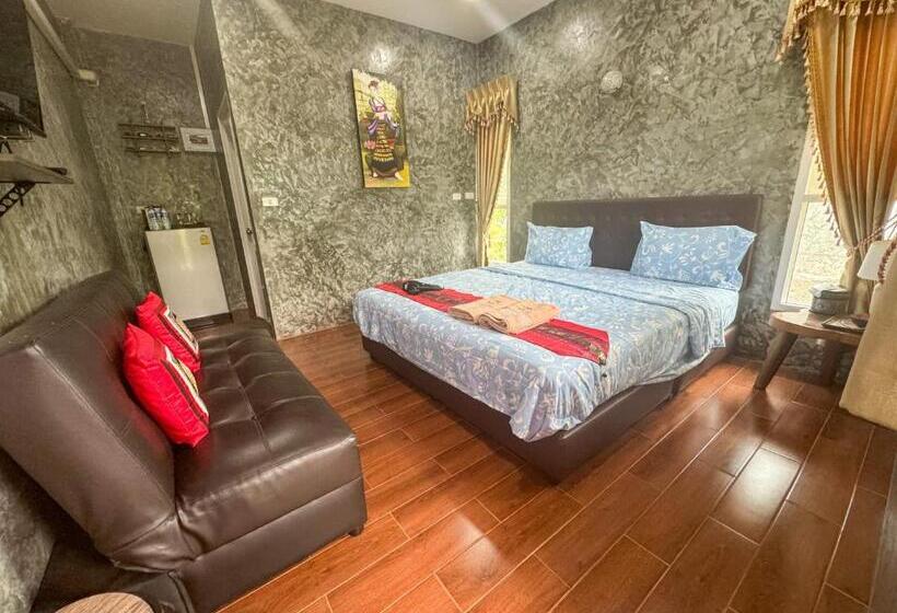 اتاق سوپریور, Toraneethai Homestay Amphawa