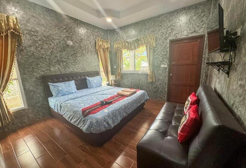 اتاق سوپریور, Toraneethai Homestay Amphawa