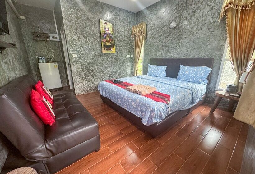 اتاق سوپریور, Toraneethai Homestay Amphawa