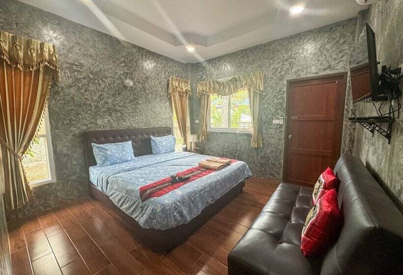 اتاق سوپریور, Toraneethai Homestay Amphawa