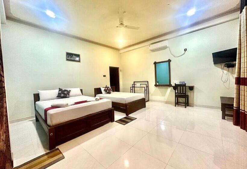 Семейный Номер, Runaliya Resort