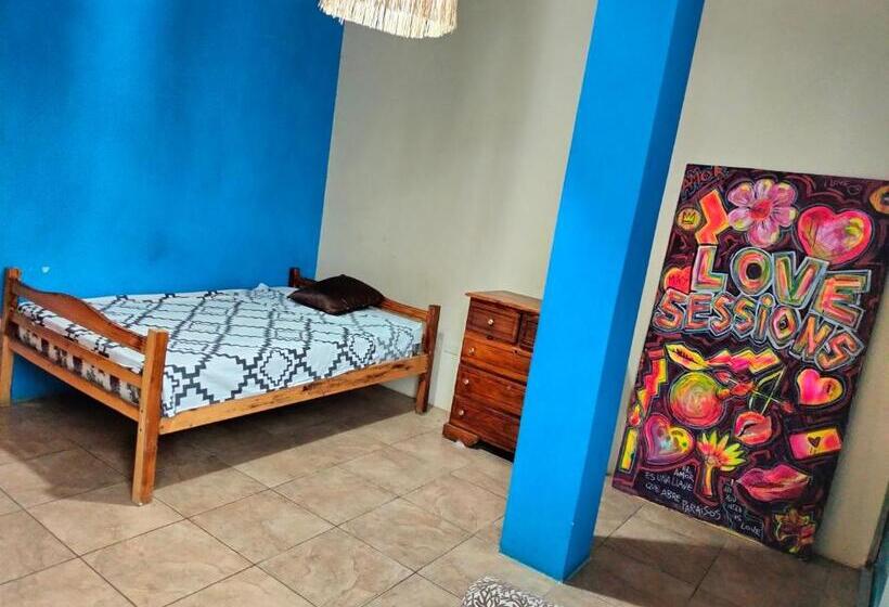 Номер Стандарт, Casa Hostal I Love Montañita