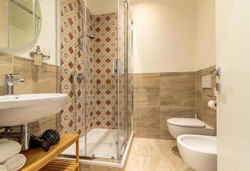 اتاق لوکس چهار تخته, Oldoini Luxury Apartment And Suites