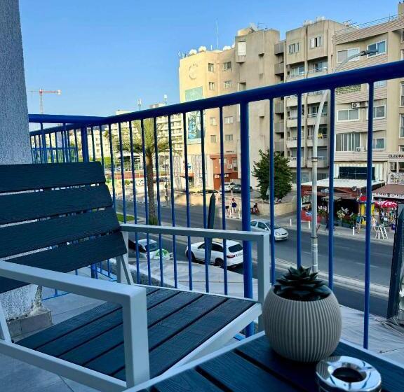 Estúdio Estandar com Sacada, M Hotel Apartments