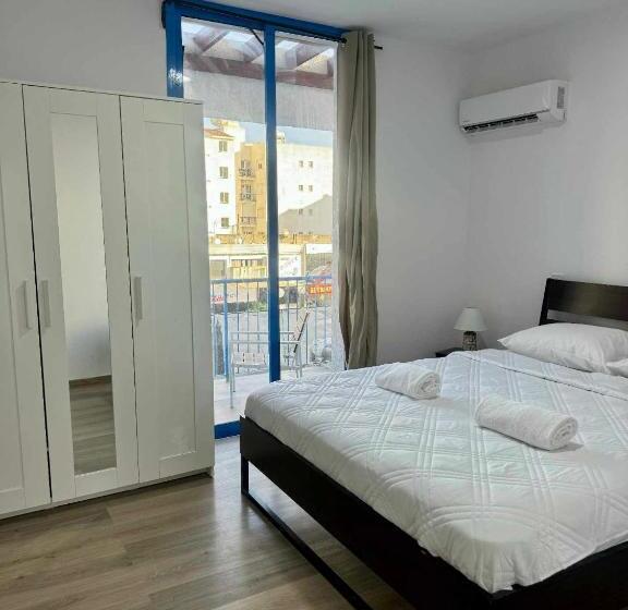 Apartamento 1 Dormitório com Sacada, M Hotel Apartments