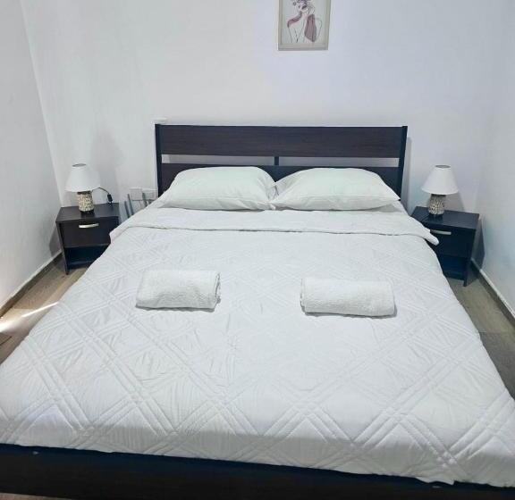 Apartamento 1 Dormitório com Sacada, M Hotel Apartments