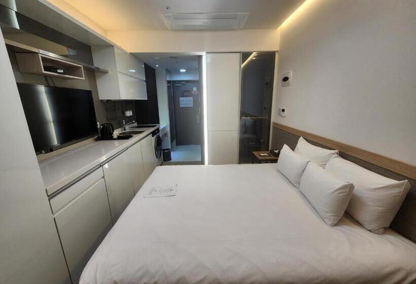 آپارتمان 1 خوابه با چشم‌انداز دریا, More Hotel   Sky Top