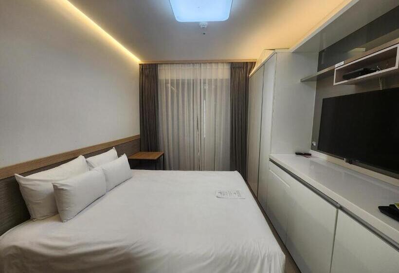 آپارتمان 1 خوابه با چشم‌انداز دریا, More Hotel   Sky Top