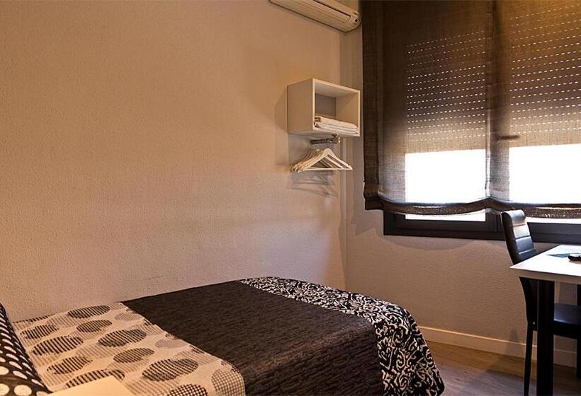 Номер Стандарт Индивидуальный, Hostal Plaza