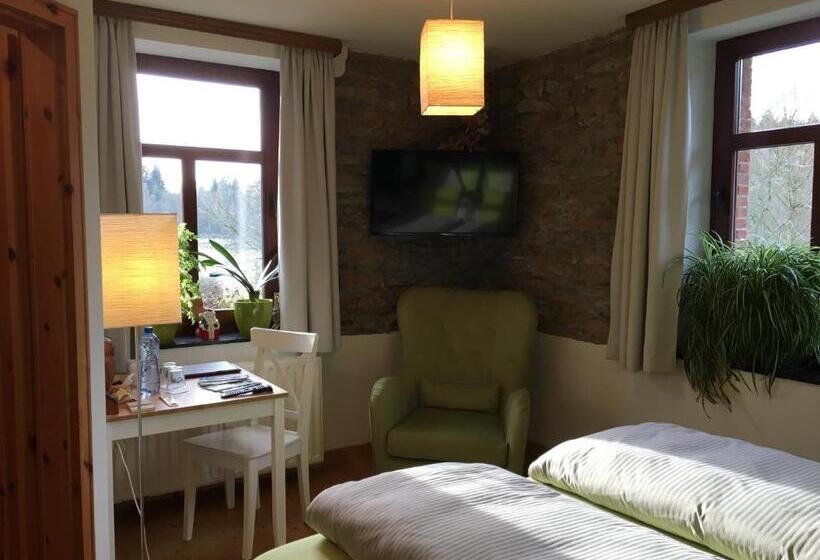 Номер Стандарт, Bed & Breakfast Schlommefurth