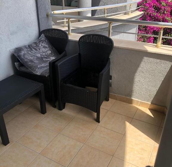 اتاق استاندارد, Apartmani Izo L