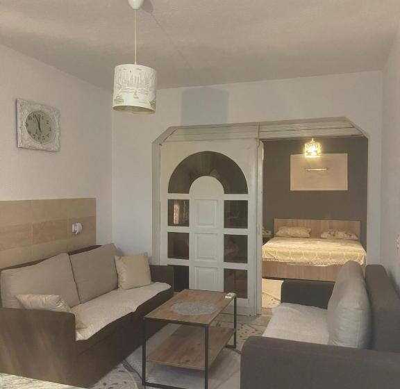اتاق استاندارد, Apartmani Izo L