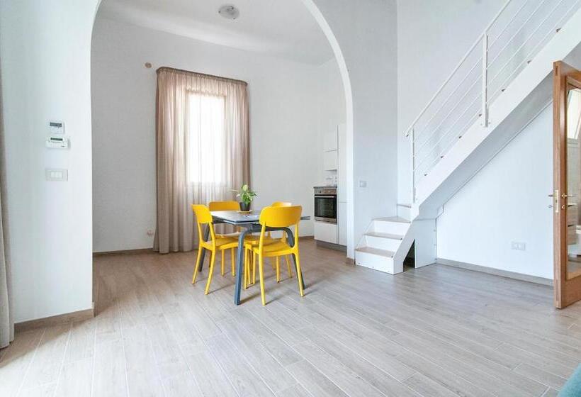 آپارتمان 2 خوابه با تراس, Residence De Franchis   Smart Apartments