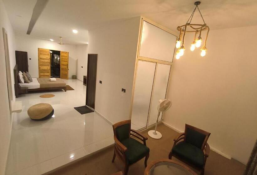 Стандартный Номер Кровать Кинг, Aqua Beach Stays Ashwem