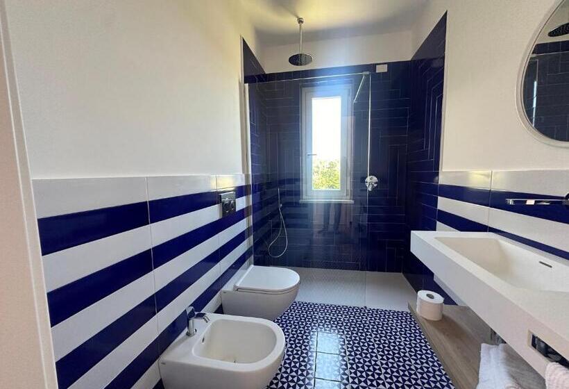 Четырехместный Номер Стандарт, Boutique Ischia