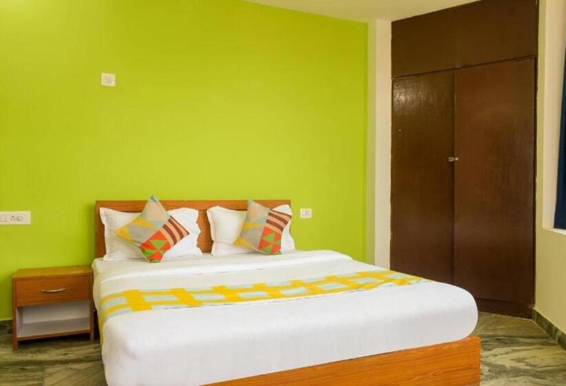 اتاق لوکس, Goroomgo Elite Stay Bhubaneswar Near Shri Shiridi Sai Mandir   Prime Location With Spacious Room   B