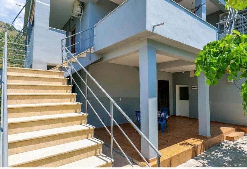 اتاق استاندارد با چشم‌انداز دریا, Kalemi Sunrise Studios