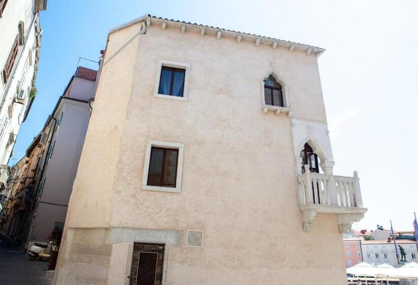 اتاق لوکس, Benecanka Casa Veneziana Piran