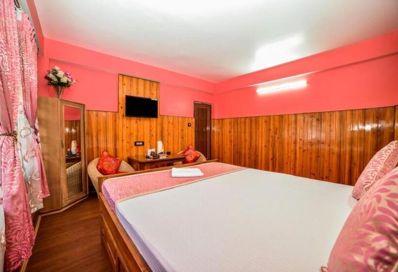 Трехместный Номер Deluxe, Langdak Homestay