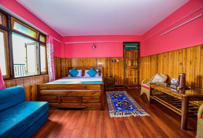 Трехместный Номер Deluxe, Langdak Homestay
