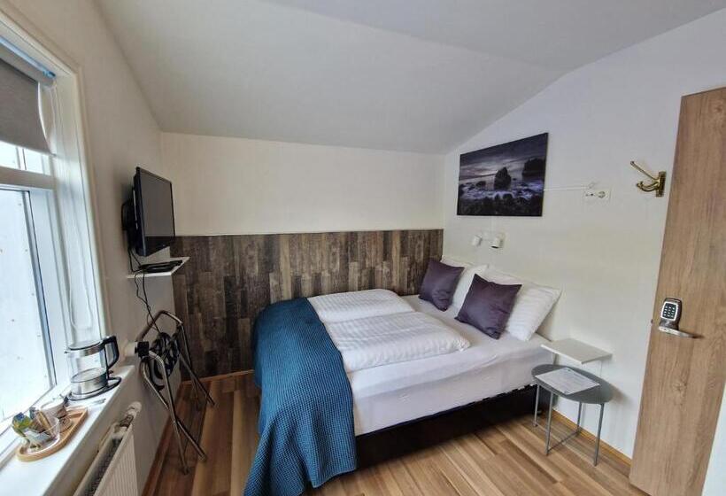 اتاق اکونومی, Guesthouse Mikael