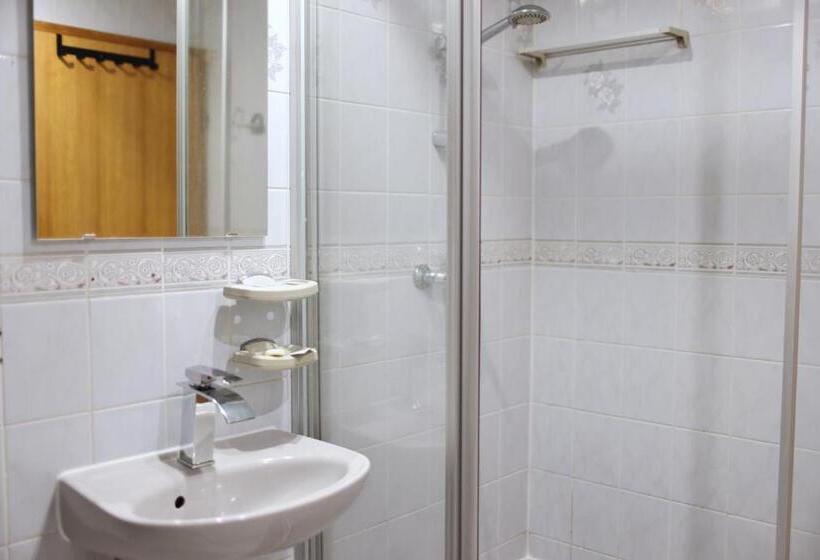 Четырехместный Номер Стандарт, Mythos Hotel Oranienburg