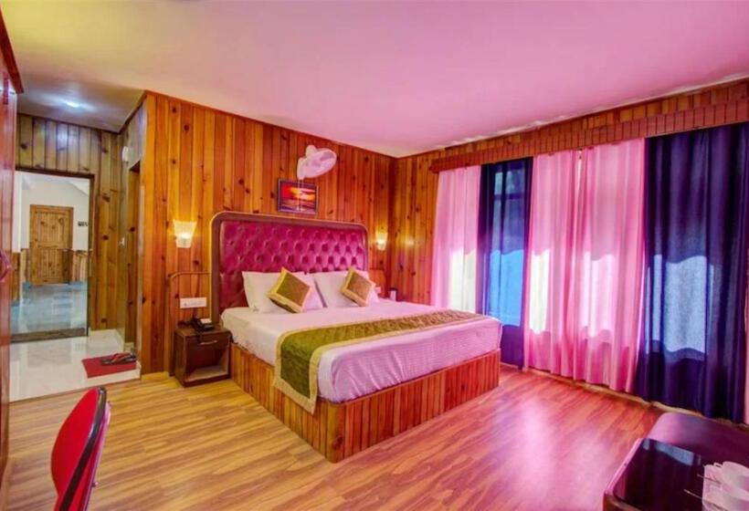 Семейный Номер Deluxe, Grg Hotel Samiru Manali Near Durga Temple