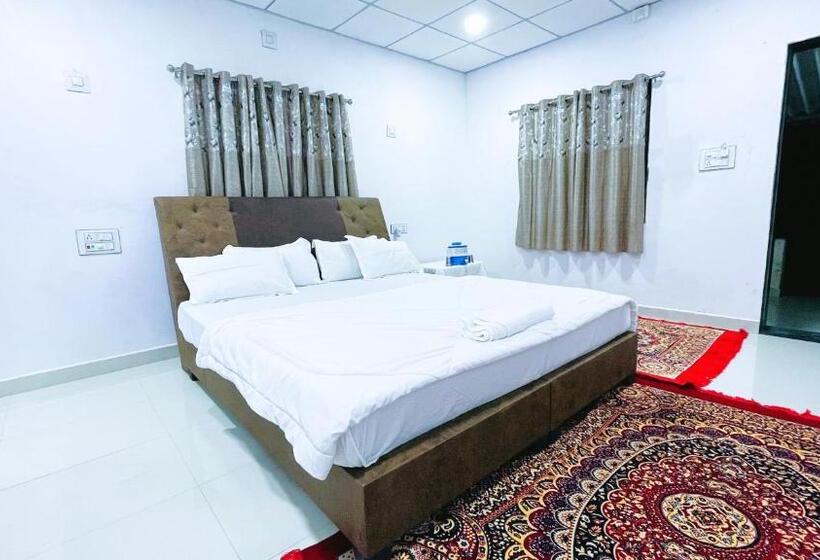 Номер Стандарт Вид на Сад, Aamrakunj Gir Resort