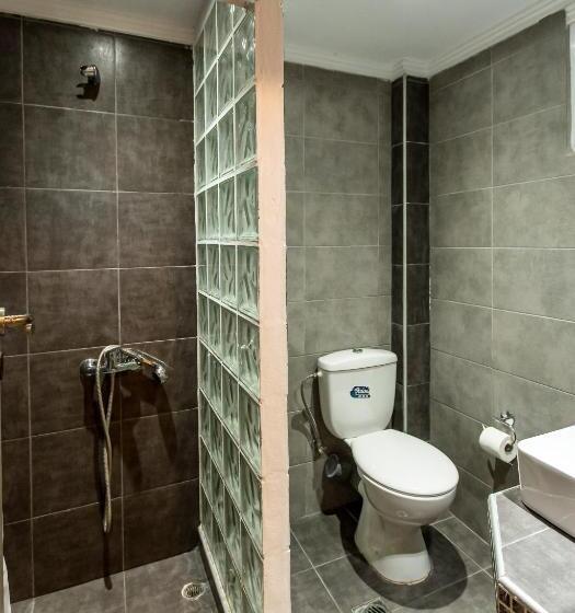 Quarto Triplo Estandar, Halkidiki Greek Pride Themelis Studios