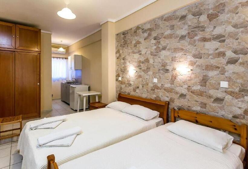 Четырехместный Номер Стандарт, Halkidiki Greek Pride Themelis Studios