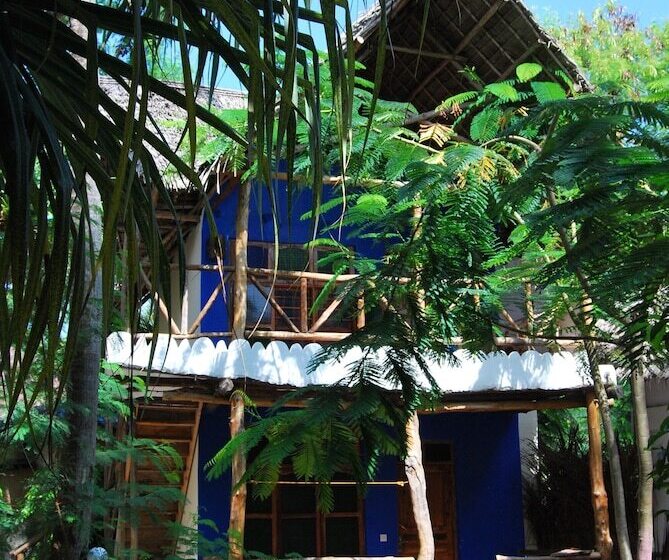 اتاق استاندارد با بالکن, Sagando Bungalows