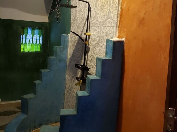 Quarto Estandar com Sacada, Sagando Bungalows