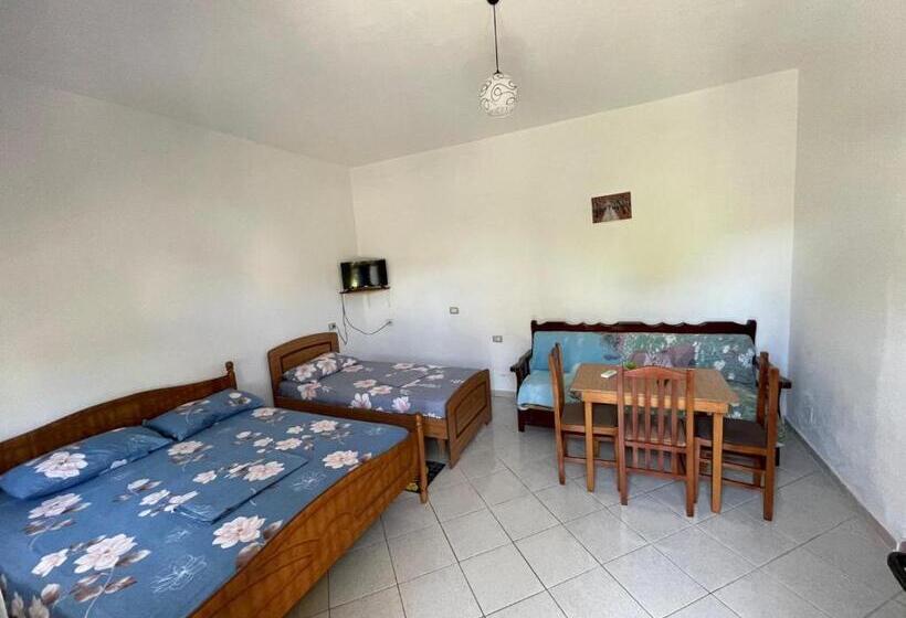 اتاق لوکس, Vila Serena