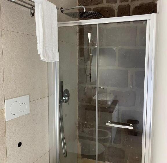 اتاق لوکس با تخت بزرگ, Torre Delle Grazie Sorrento Suite