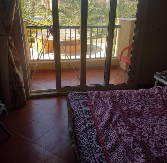 آپارتمان 1 خوابه با چشم‌انداز استخر, Porto Golf Marina