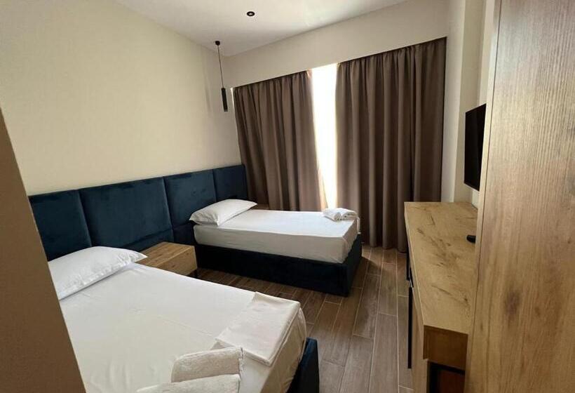 חדר סטנדרט, Harper Durres