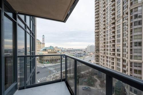 带3个卧室的公寓, Burnhamthorpe Residence