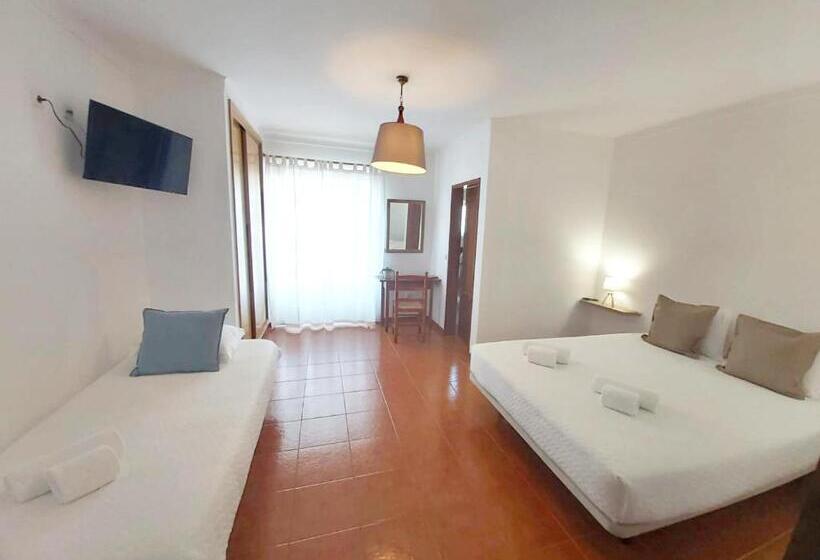 اتاق استاندارد سه نفره, Vicentina Guest House