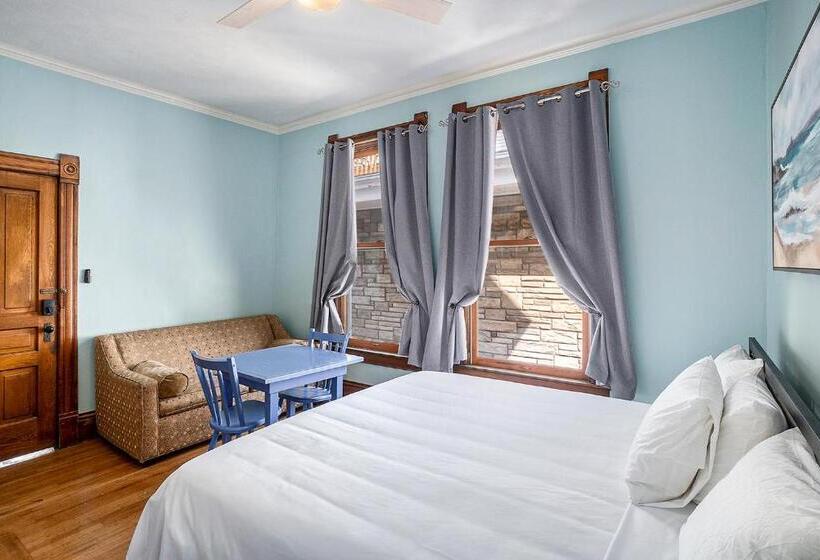 Апартаменты 1 Спальня с Видом, The Grand Inn Apartment Hotel 200