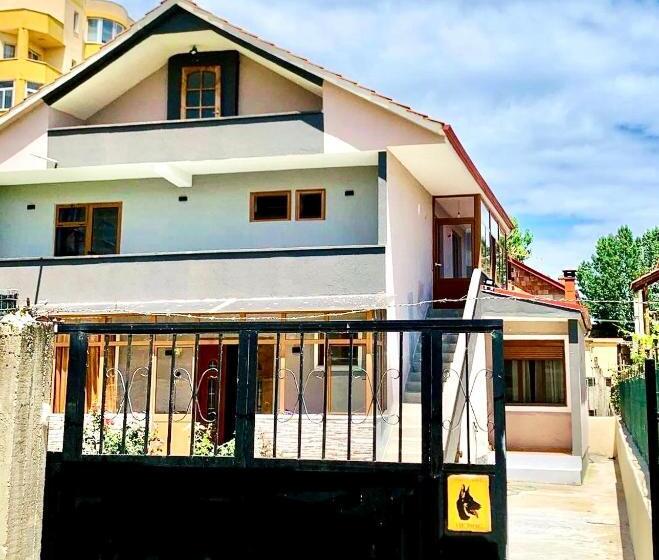 اتاق لوکس, Ermali Guesthouse