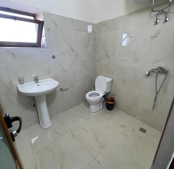 اتاق لوکس, Ermali Guesthouse