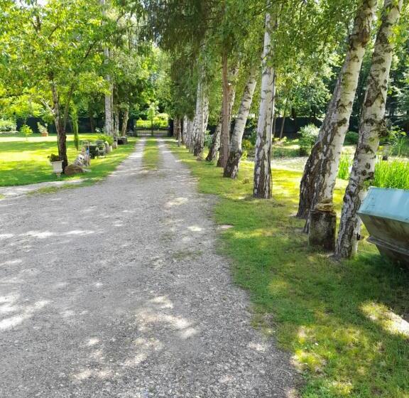 اتاق استاندارد با چشم‌انداز باغ, Gite Au Reflet D Auvers