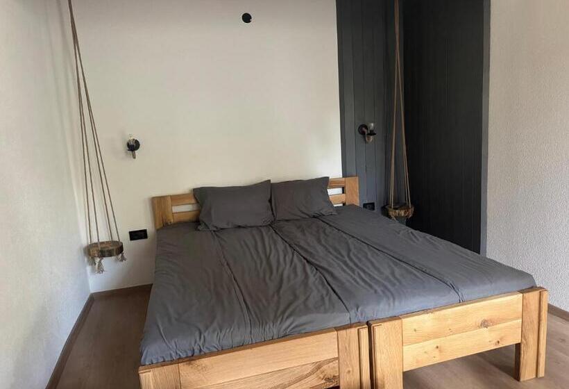اتاق لوکس با بالکن, Vila Aspen   Mountain View Apartments