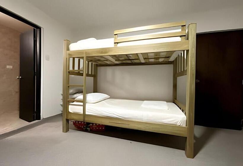 디럭스 스튜디오, Gl Hostal Habitacion Familiar